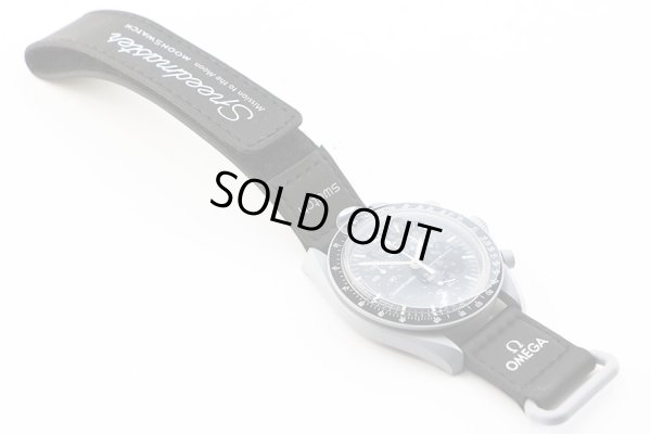 スウォッチ＊オメガコラボ　スピードマスター　ミッションｔｏムーン　Ｓ０３３Ｍ１００　黒文字盤　ナイロンベルト状態　表面