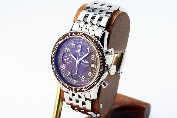 ブライトリング　アヴィスター　Ａ１３０２４　茶文字盤　サイド