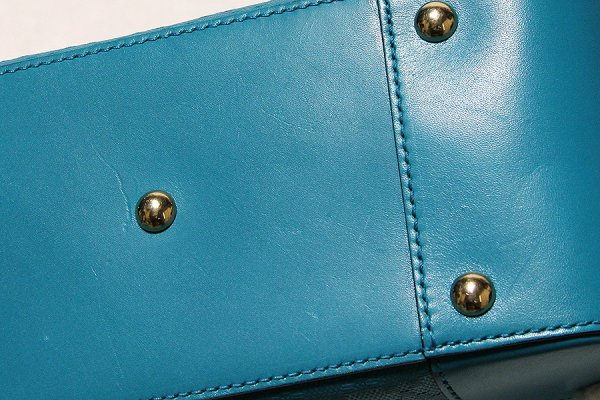 グッチ　ブライトディアマンテ 2WAYハンドバック 354224 520981 ブルー　底面小傷