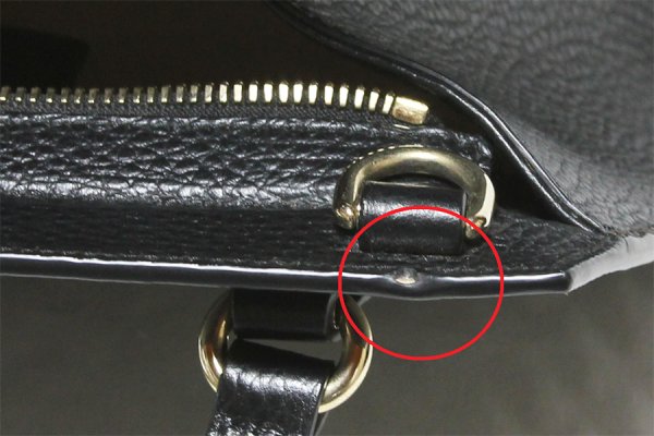 グッチ　ソーホー インターロッキングG 2WAYハンドバック 607722 213317 ブラック　傷