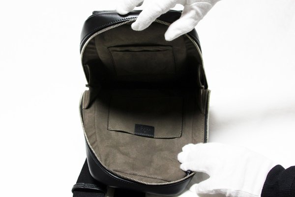 グッチ　グッチシマ クロスボディバック 450970 493492 ブラック　中身