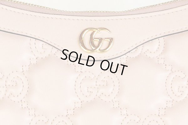 グッチ　GGマトラッセショルダーバック 735049 493075 ピンク　表面拡大