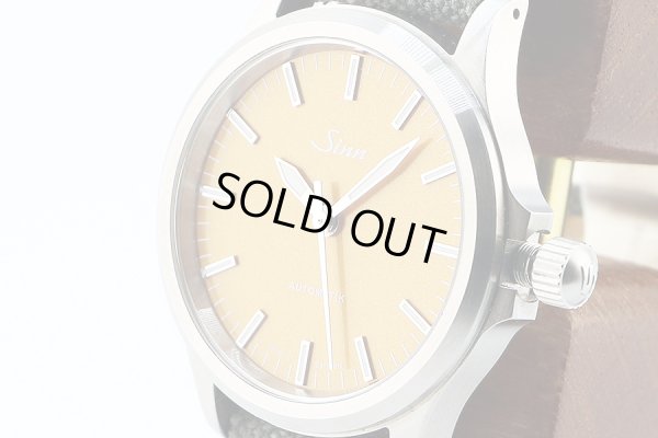 ジン　５５６　シトリンイエロー文字盤　サイド拡大