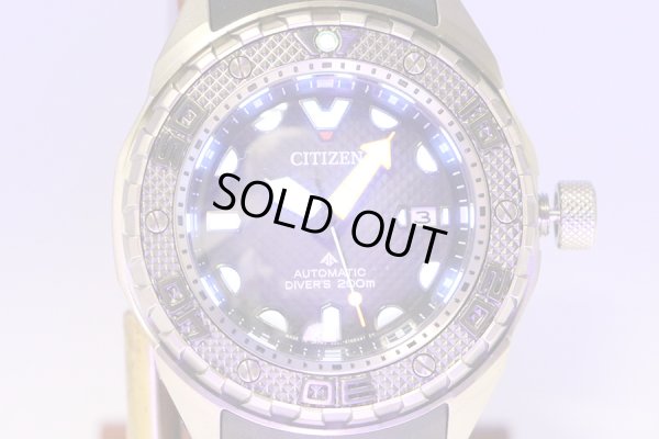 シチズン　プロマスター　メカダイバー２００　ＮＢ６００４－０８Ｅ　グレー文字盤　ライト