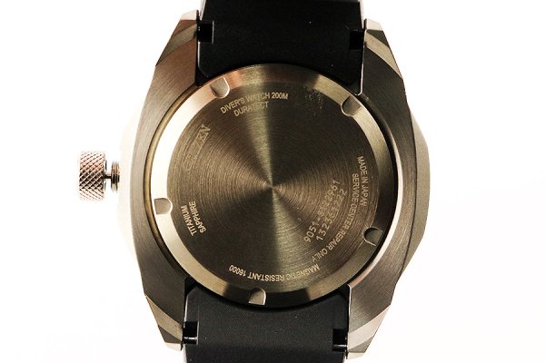 シチズン　プロマスター　メカダイバー２００　ＮＢ６００４－０８Ｅ　グレー文字盤　裏面拡大