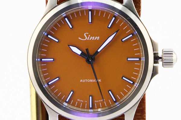 ジン　５５６　シトリンイエロー文字盤　ライト