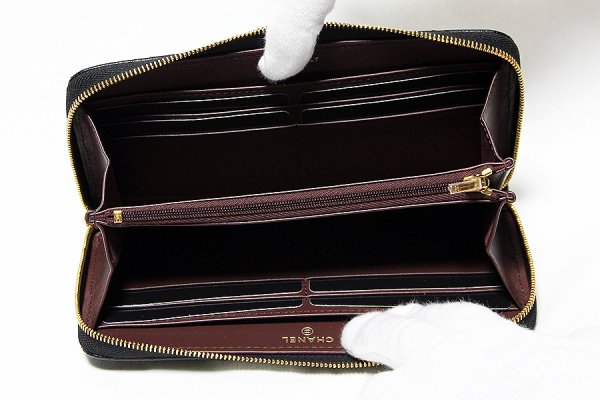 シャネル　クラシック ロングジップウォレット AP0242 ブラック　中身
