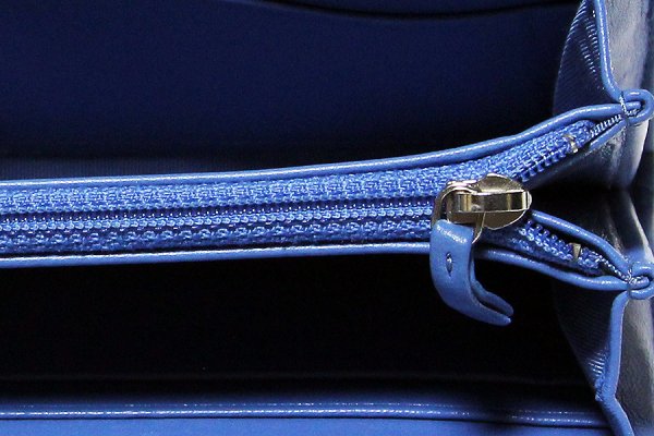 シャネル　ボーイシャネル ニツ折長財布 A80286 ブルー　小銭入れ