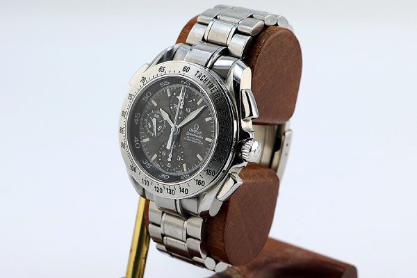 オメガ　スピードマスタースプリットセコンド　３８４０．５０　黒文字盤　サイド