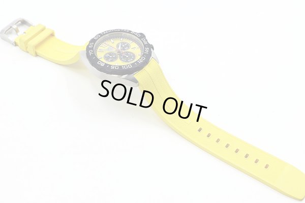 タグホイヤー　フォーミュラー１　クロノグラフ　ＣＡＺ１０１ＡＭ　黄色文字盤　ラバーベルト状態　表面