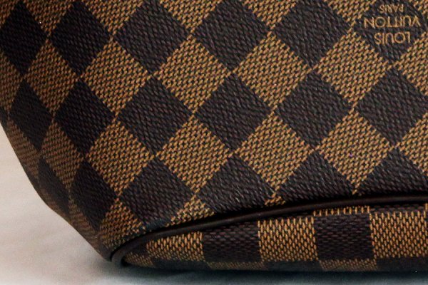 ルイ・ヴィトン　ベレムPM N51173　底拡大