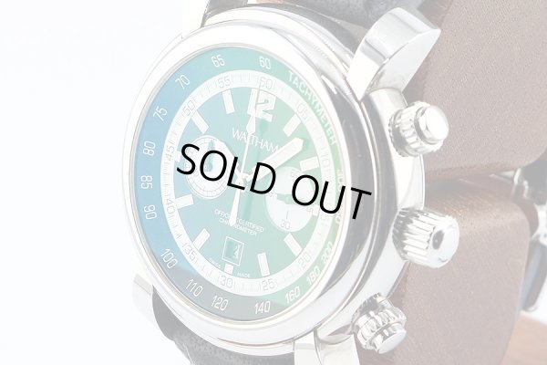 ウォルサム　フィダルゴ　クロノグラフ　黒文字盤　白リング　サイド拡大