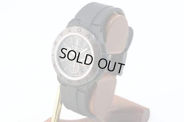 ブルガリ　ディアゴノマグネシウム クロノ ＤＧ４２ＳＭＣ　ＣＨ　黒文字盤　サイド