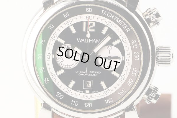 ウォルサム　フィダルゴ　クロノグラフ　黒文字盤　白リング　表面拡大