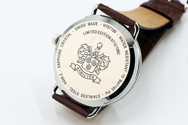 ハミルトン　カーキ　ネイビーパイオニア　Ｈ７８７１９５５３　銀文字盤　裏面拡大