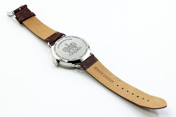 ハミルトン　カーキ　ネイビーパイオニア　Ｈ７８７１９５５３　銀文字盤　革ベルト状態　裏面