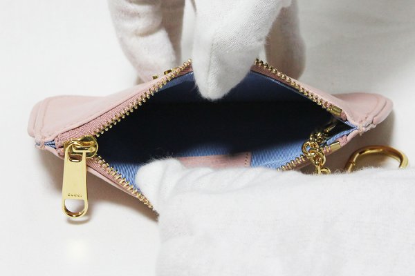 グッチ　スクリプト ジップキーケース 790102 0416 ライトピンク　中身