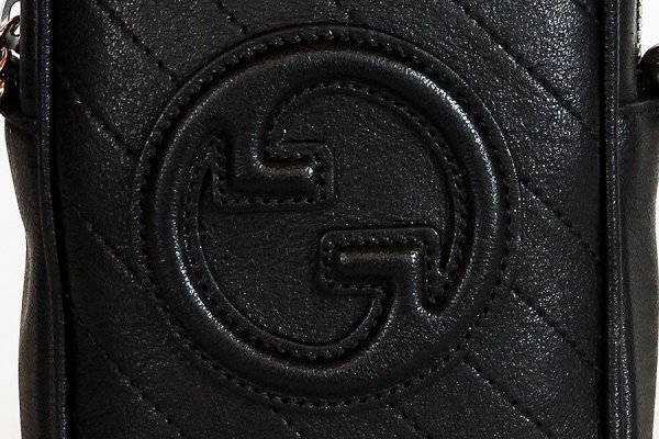 グッチ ブロンディ チェーンショルダーバック 760315 0416 ブラック 表面拡大