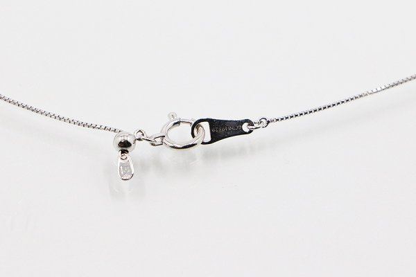 K18WG ダイアイリペンダントネックレス 0.21ct 0.05ct 2.30g　留め具