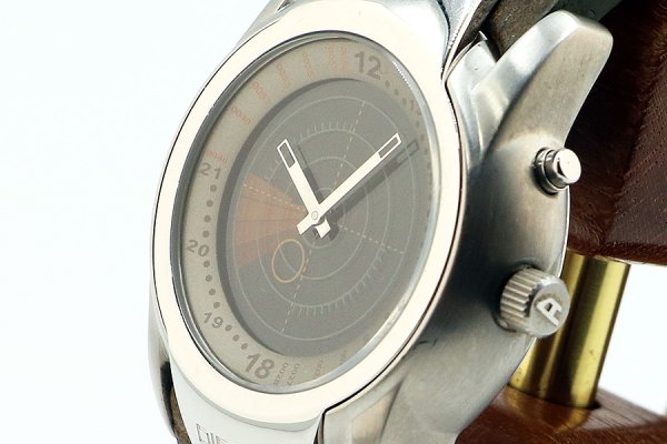 ディーゼル　ＤＺ４０２７　レーダー文字盤　サイド拡大