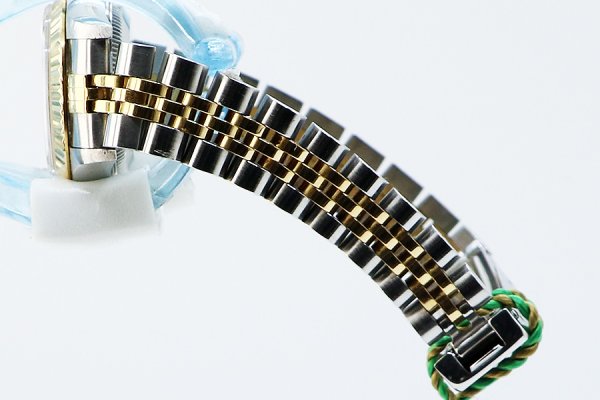 ロレックス　６９１７３Ｇ　青グラデーション文字盤　新１０Ｐ　Ｕ番　ブレス状態