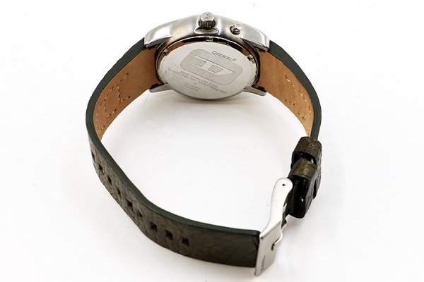 ディーゼル　ＤＺ４０２７　レーダー文字盤　革ベルト