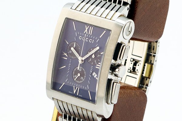 グッチ　Ｇメトロ　クロノグラフ　８６００Ｍ　紺文字盤　サイド拡大