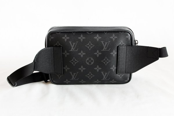 ルイ・ヴィトン　バムバッグ・アウトドア M30245　裏面