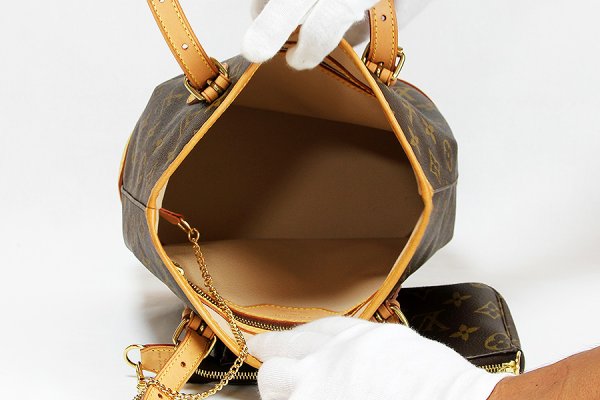 ルイ・ヴィトン　プチ・バケット M42238　中身