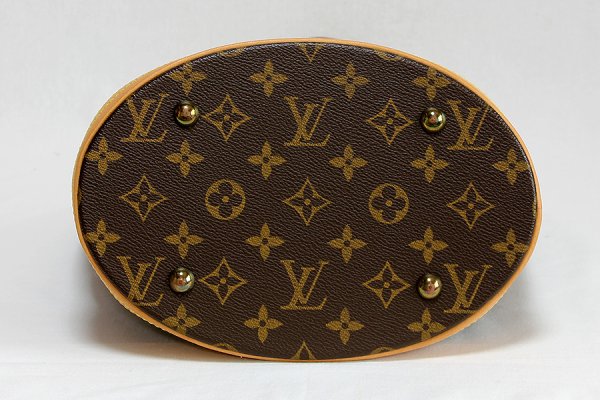 ルイ・ヴィトン　プチ・バケット M42238　底