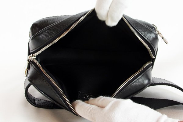 ルイ・ヴィトン　バムバッグ・アウトドア M30245　中身