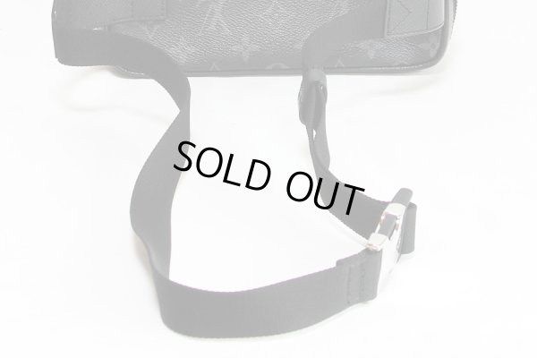 ルイ・ヴィトン　バムバッグ・アウトドア M30245　ショルダー折れあり