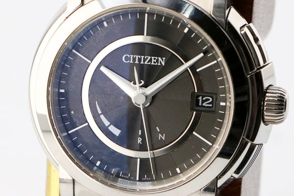 シチズン　シリーズエイト　８０１　ＣＧＮ７２－００１１　黒文字盤　表面拡大