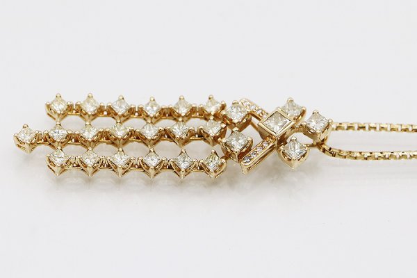 天空　K18 ダイアイリペンダントネックレス 2.91ct 0.06ct 14.00g　サイド