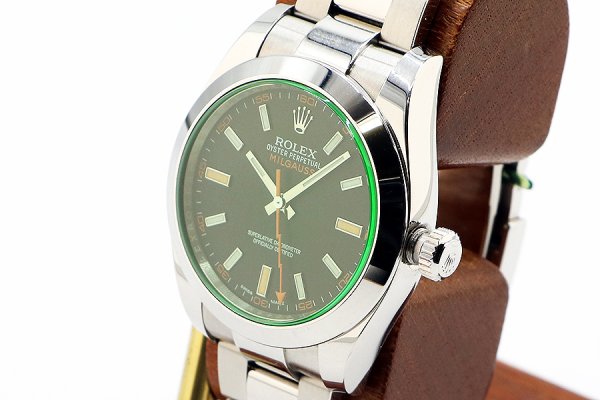ロレックス　１１６４００ＧＶ　ミルガウス　黒文字盤　グリーンガラス　サイド拡大