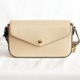 グッチ　GGスーパーミニ ショルダーバック 772794 2149 ベージュ