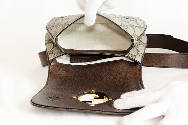 グッチ　ブロンディ ベルトバック 703807 525040 ベージュ／ブラウン　中身
