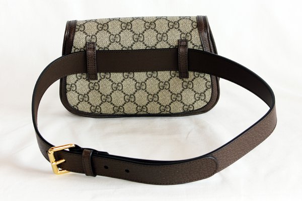 グッチ　ブロンディ ベルトバック 703807 525040 ベージュ／ブラウン　裏面