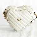 グッチ　インターロッキングG ショルダーバック 751628 525040 ホワイト