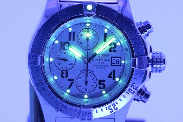 ブライトリング　アベンジャー　スカイランド　Ａ１３３８０　銀文字盤　ライト