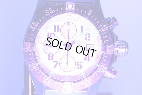 ブライトリング　アベンジャー　スカイランド　Ａ１３３８０　銀文字盤　ライト