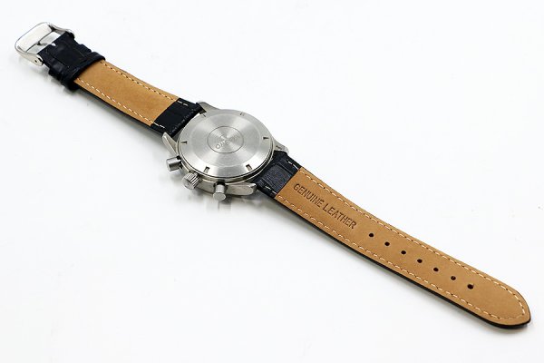 オメガ　ダイナミック　クロノグラフ　５２４０．５０　黒文字盤　ベルト状態　裏面