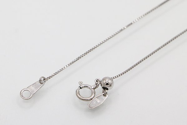 PT900/850 ダイアイリペンダントネックレス 0.077ct 1.46ct 6.20g　留め具外したイメージ