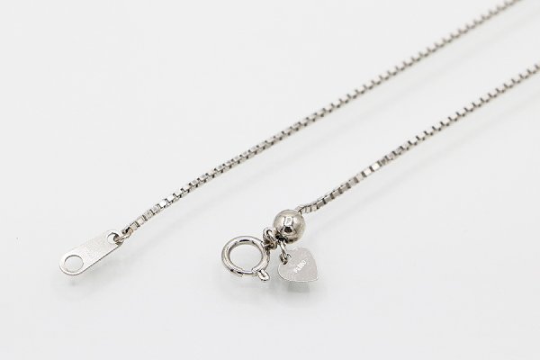 PT900/850 ダイアイリペンダントネックレス 1.50ct 13.20g　留め具外したイメージ