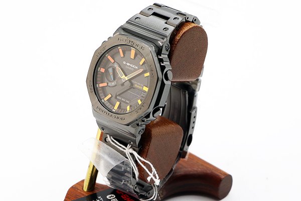 カシオ　Ｇショック　ＧＭ－Ｂ２１００ＢＰＣ　黒文字盤　レインボーインデックス　サイド