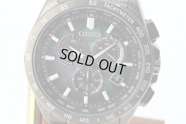 シチズン　コレクション　レイヤーオブタイム　ＣＢ５８７８－５６Ｅ　積層文字盤　表面拡大