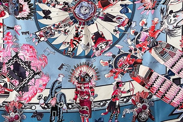 エルメス　KACHINAS カレ ウォッシュ90 071823S RD/BLEU JEAN/ROSE VIF　拡大(2)