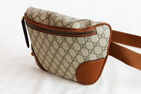 グッチ　GGエンブレム ミディアムベルトバック 821162 488628 ベージュ／ダークブラウン　サイド