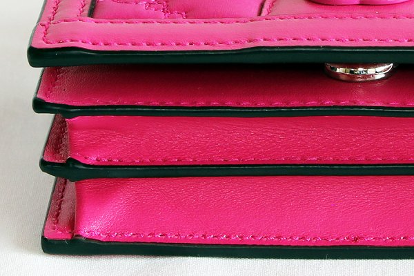 グッチ　2WAYミニショルダーバック 723777 1147 ピンク　底拡大