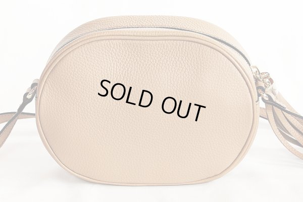 グッチ　ソーホー インターロッキングG タッセルショルダーバック 747779 213317 ベージュ　裏面